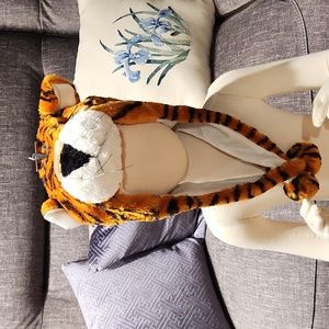 KIDS NEW FASHION TIGER ANIMAL HAT INSULATED COMFY AND WARM ONE SIZE